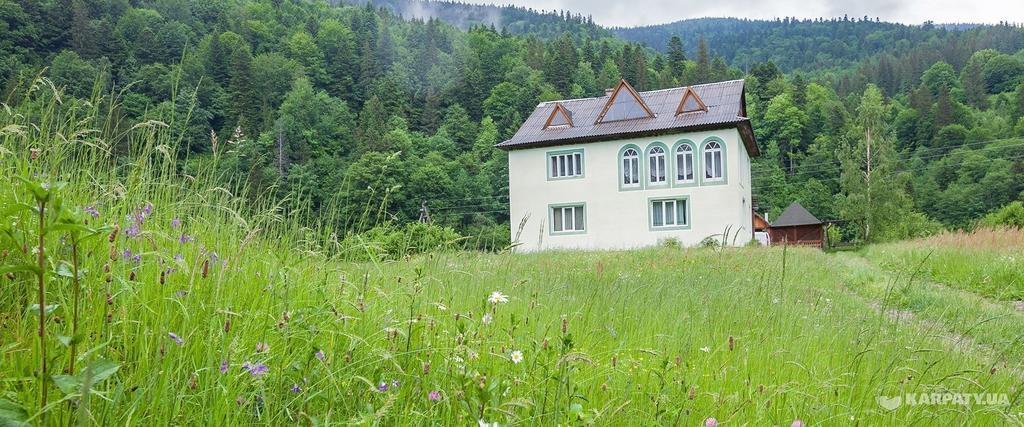 Schedryk Hotel Mykulychyn Buitenkant foto