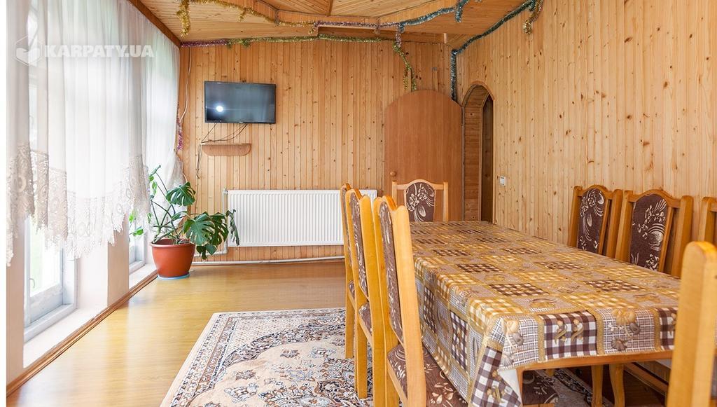 Schedryk Hotel Mykulychyn Buitenkant foto