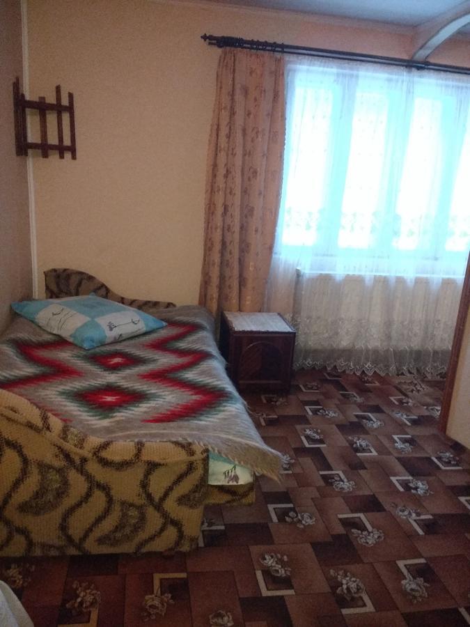 Schedryk Hotel Mykulychyn Buitenkant foto